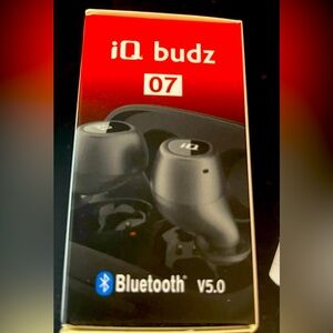 IQ Budz Wireless Earbuds
